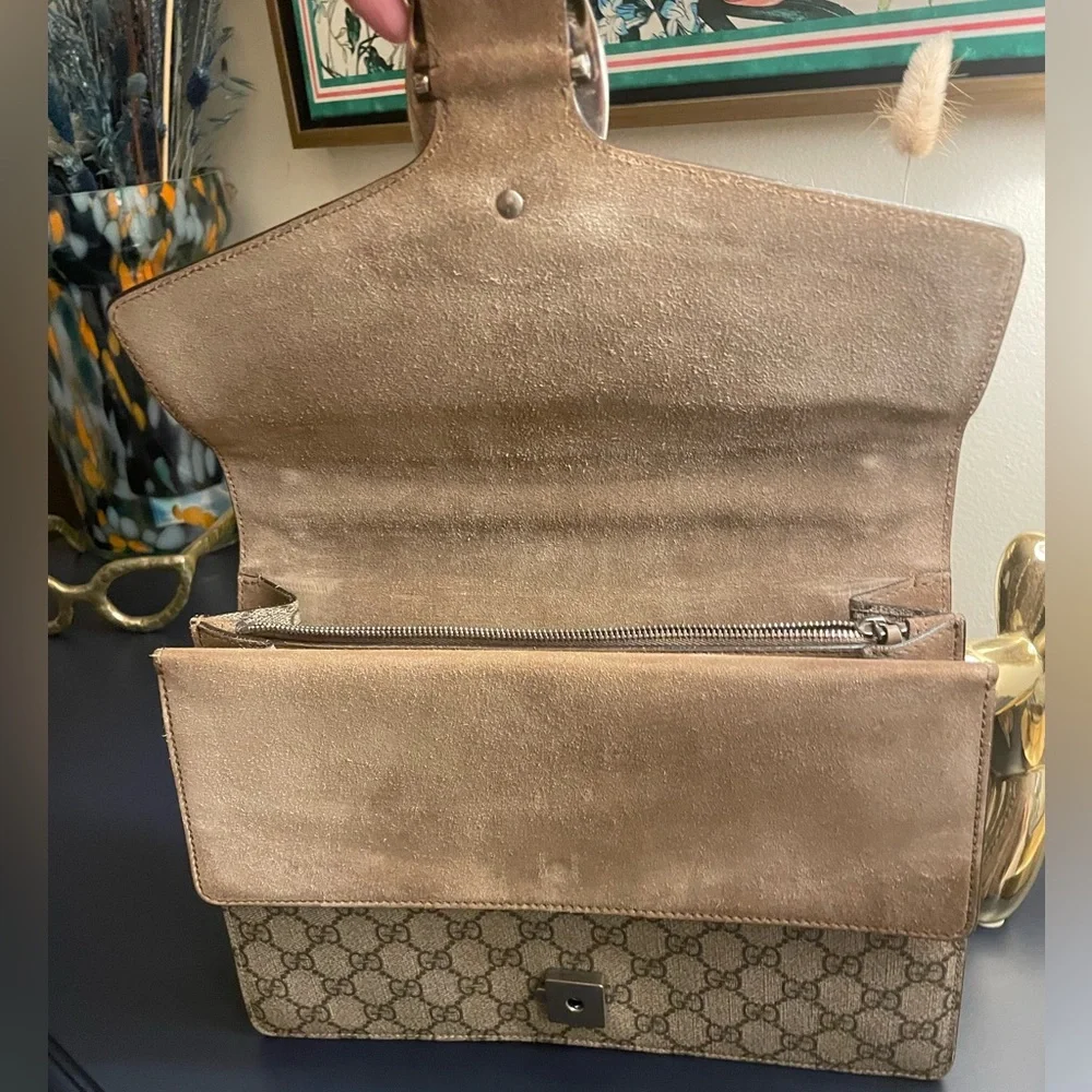Gucci Dionysus Large Shoulder Bag - Picture 3 of 3